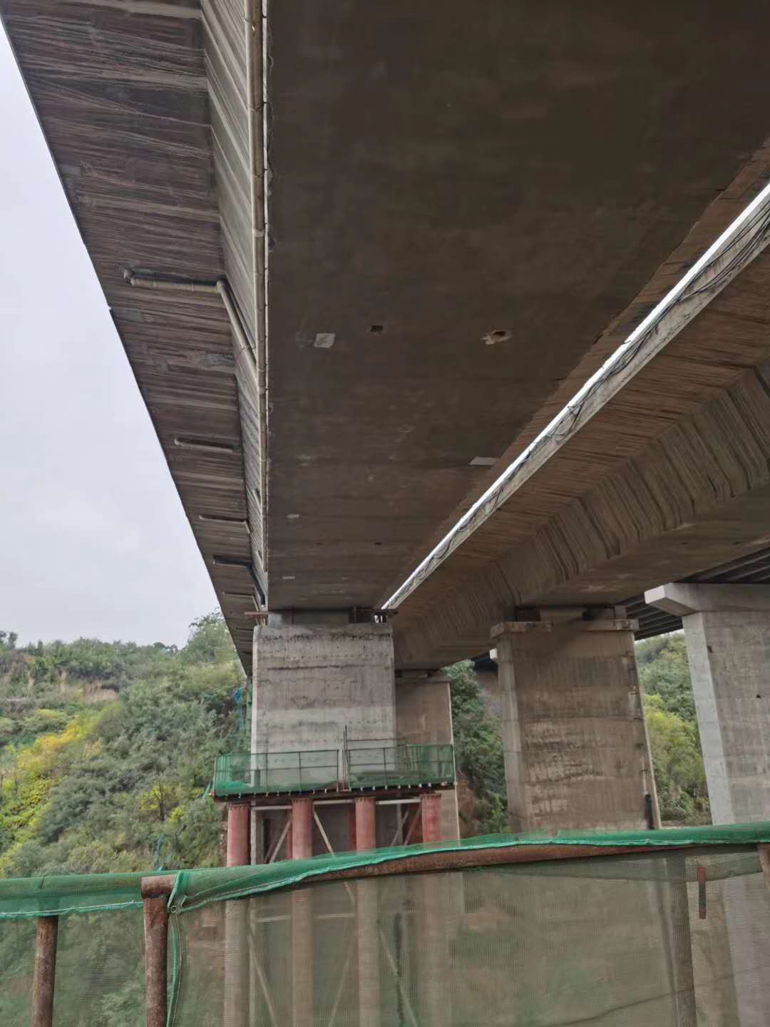 五家渠桥梁加固前制定可行设计方案图并用对施工方法